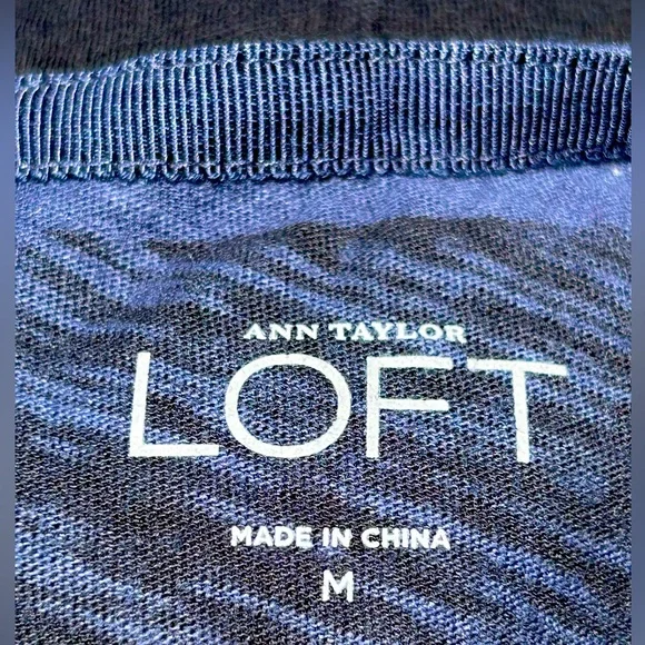 NWT LOFT sM top-💯cotton-zip back-blk/blue stripes w/blk lace accent - Picture 4 of 6